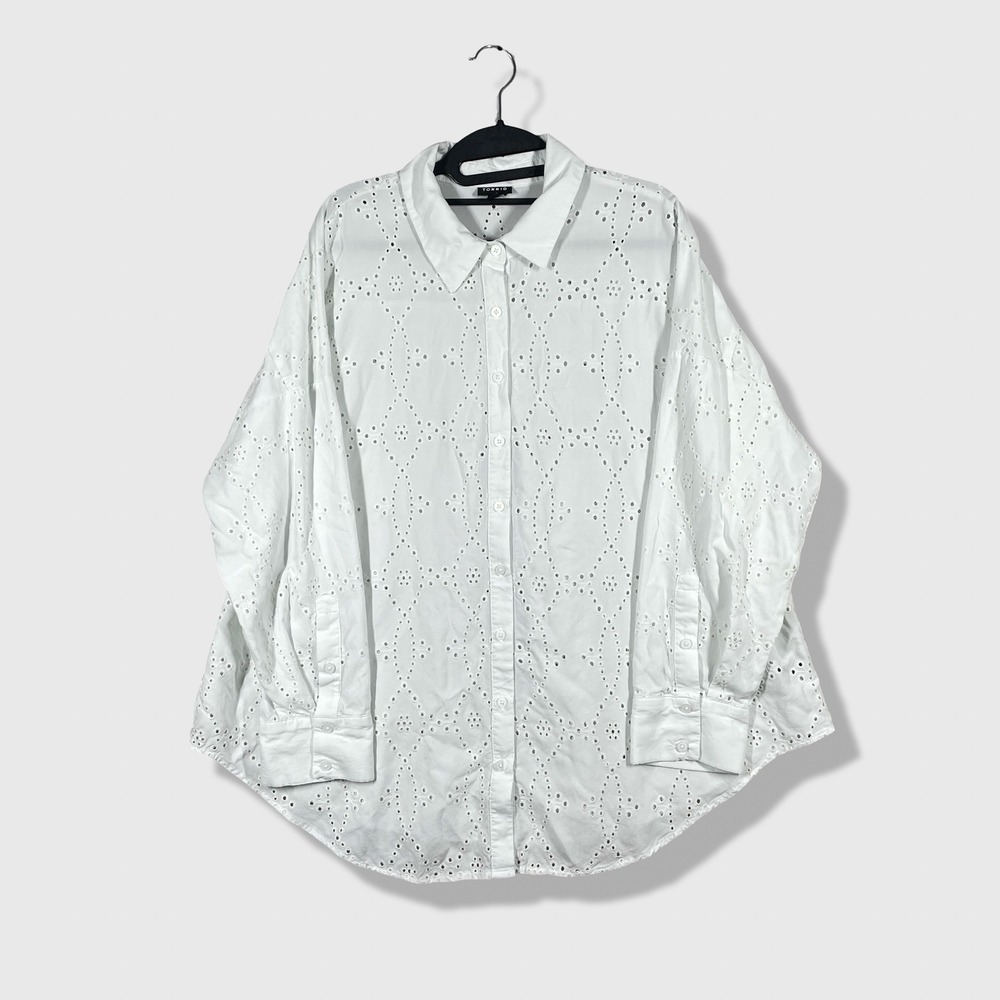 Torrid Eyelet Button Down Shirt Womens Size 1X White Boho Cottagecore Coastal